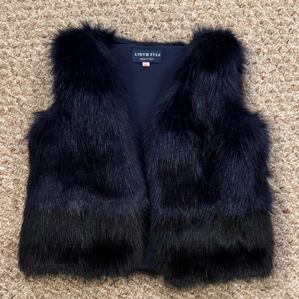 Andy & Evan Midnight Faux girls Fur Vest - size 4T